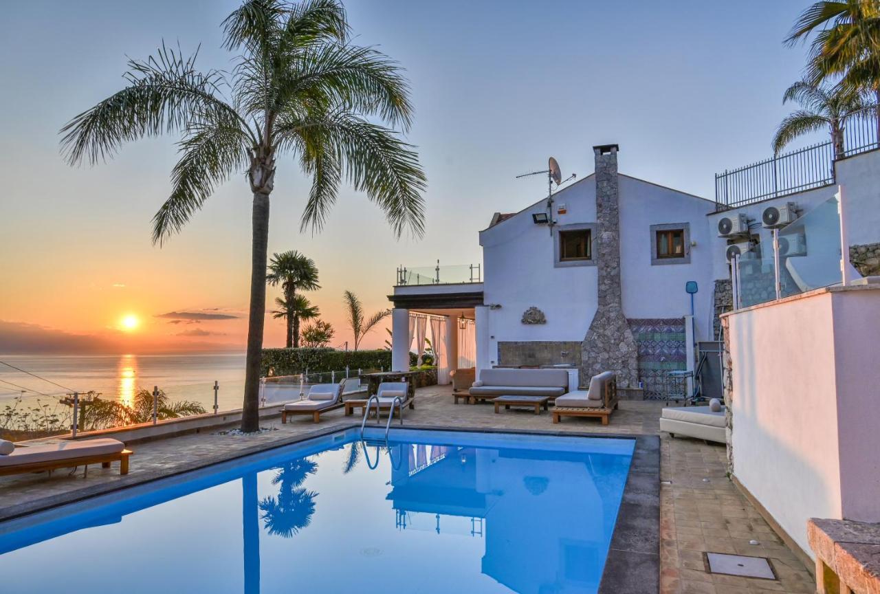 Luxury Taorum Villa With Spectacular Sea Views In Taormine Extérieur photo