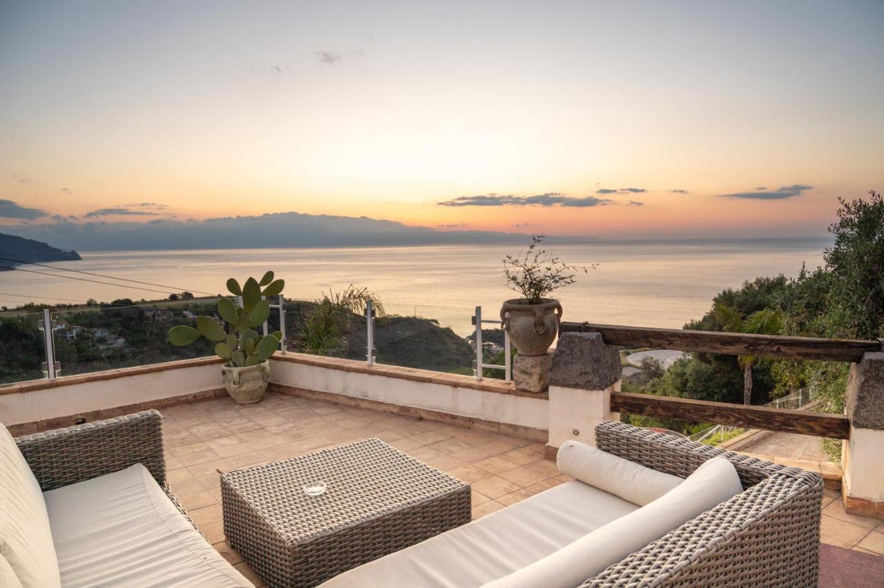 Luxury Taorum Villa With Spectacular Sea Views In Taormine Extérieur photo